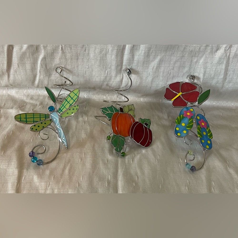 3 Colorful Stained Glass Wine Bottle Toppers - Dragonfly, Pumpkins, Flip Flops